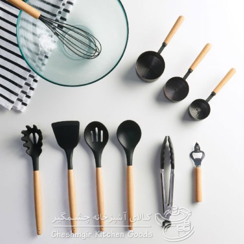 small-kitchen-utensils